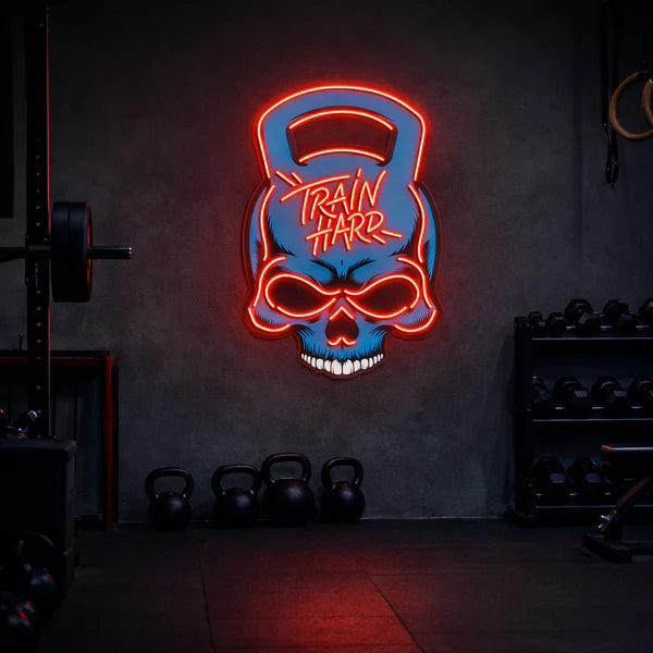 Train Hard Skull Kettlebell Neon Sign – LED Gym Wall Light for Fitness Room & Workout Setup